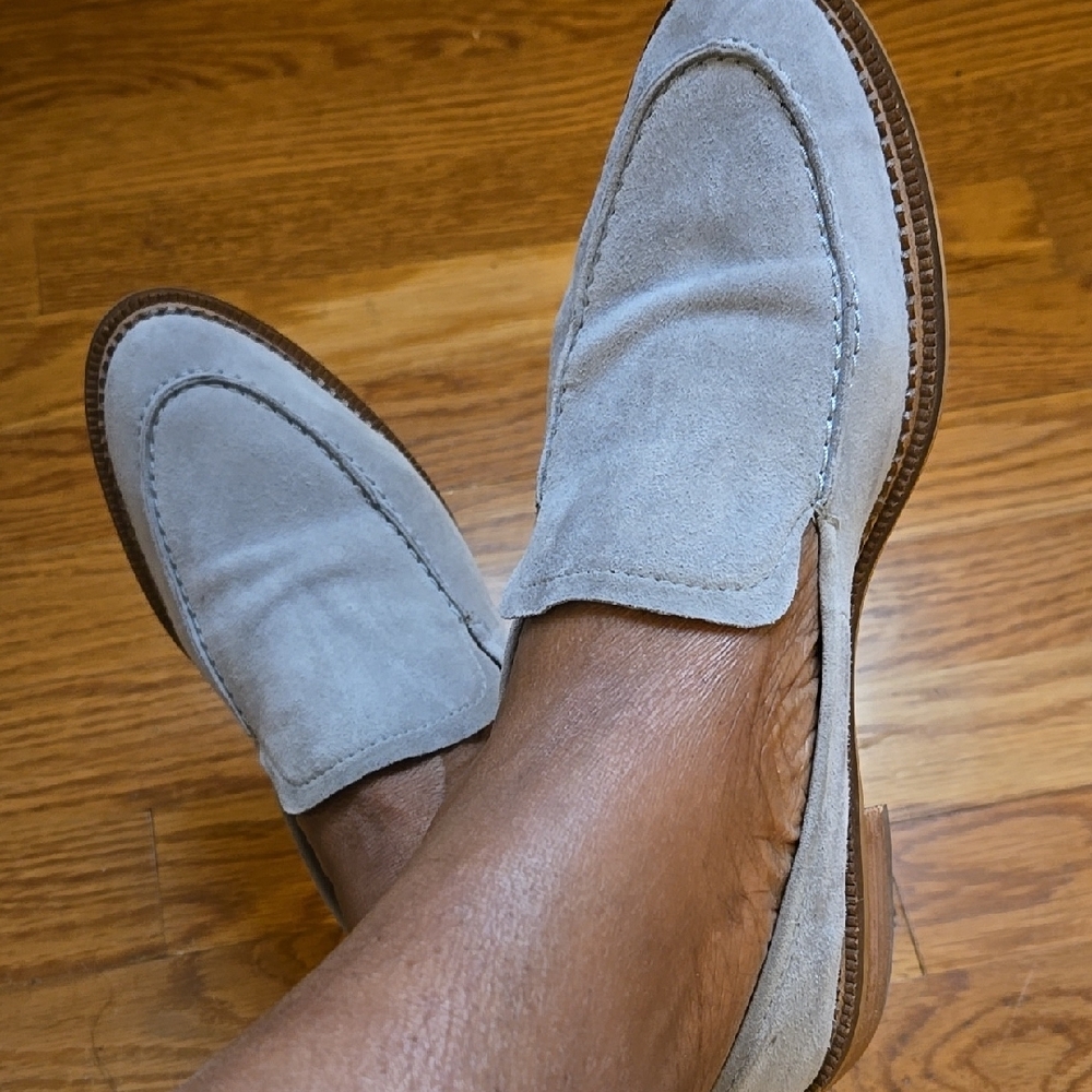 Ladies Suede Loafers - Light Gray